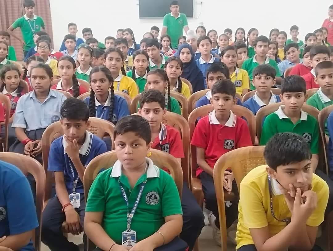*Inter house Quiz competition* On the theme *Ek Bharat Shreshth Bharat*