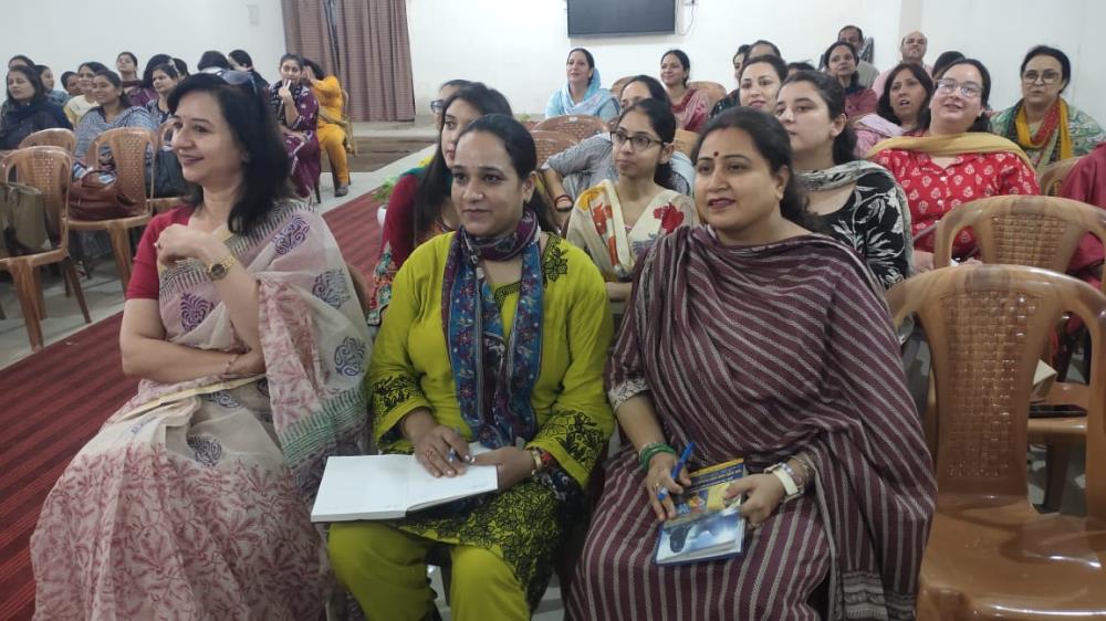 DBN Amarvilla Organised a training session on NEP 2020 & NCF