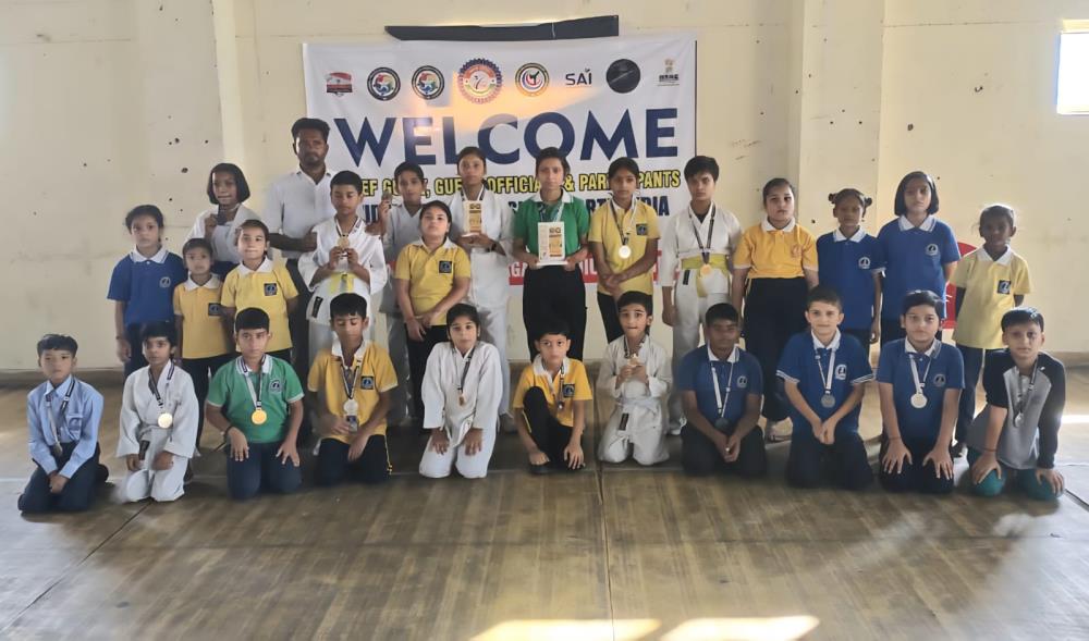 DBN Amarvilla School Wins Overall Trophy at Jammu Division Karate Championship 2025!